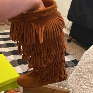 Minnetonka suede boots